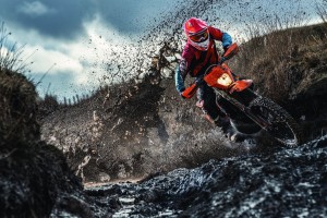 开云官网-马刺险胜新疆队，贝恩成为关键先生