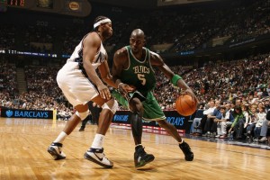 开云体育登录-卢卡库一锤定音，多特蒙德单节风暴撕裂莱比锡红牛