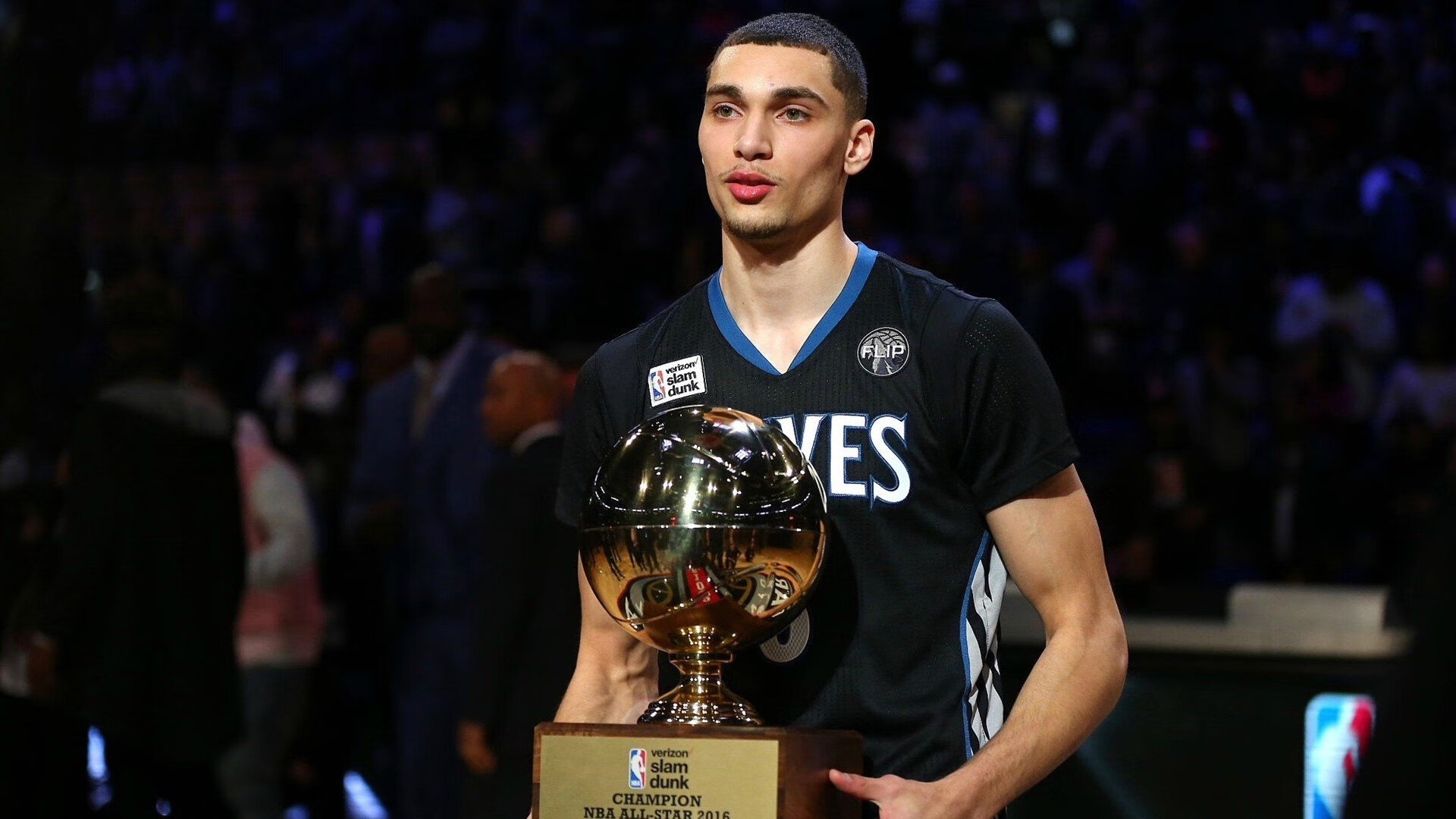 广厦队碾压国王,伦纳德成为关键先生,当东方铁壁筑起西方王座